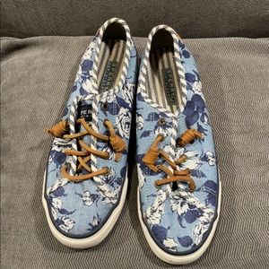 Blue floral Sperry Boat Shoes